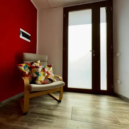 L'arcobaleno Apartamento *