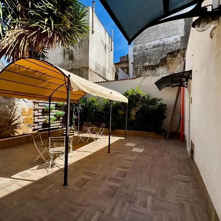 L'arcobaleno Apartment *